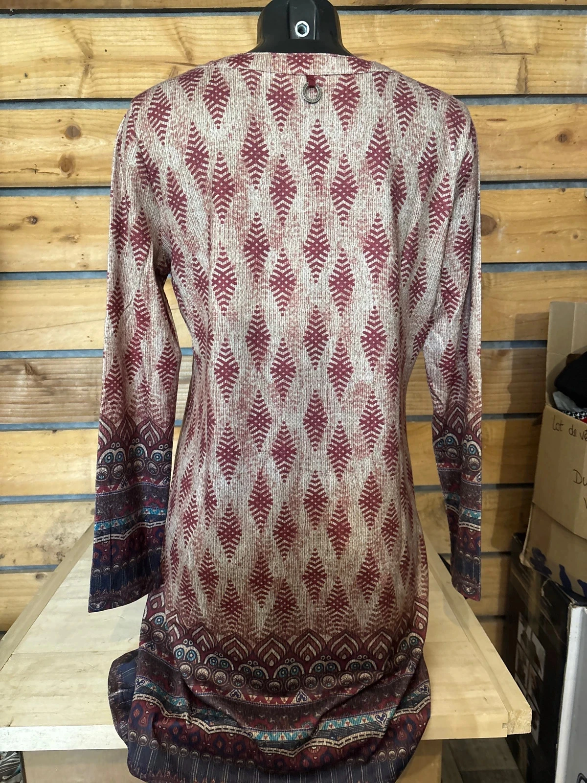 Vestido de manga comprida com estampa étnica Soggo – photo 4